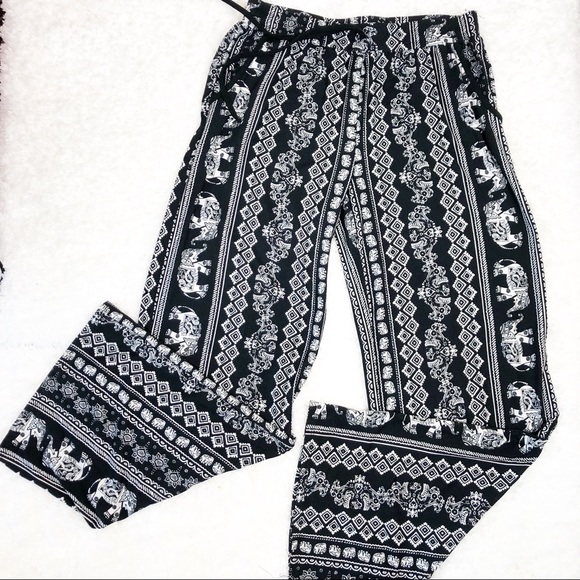 Joe B Pants - Joe B by Joe Ben Basset Boho Pants Size L. Flares.